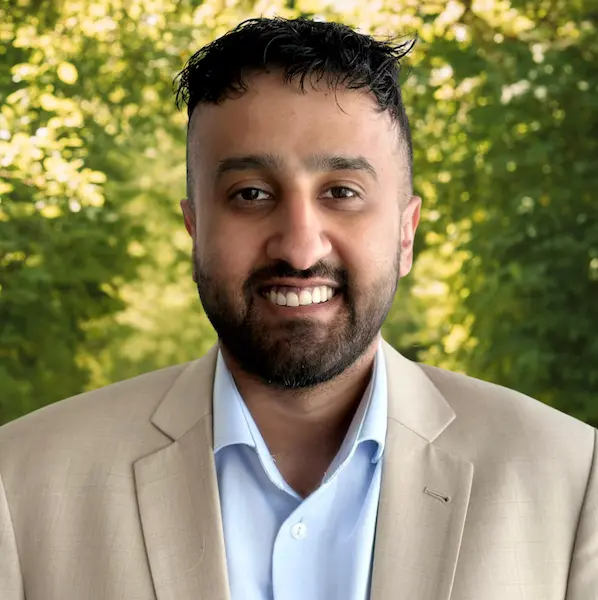 Aaron Sidhu; Pathway Legal Family Law Lawyer, Westshore, Victoria, BC.